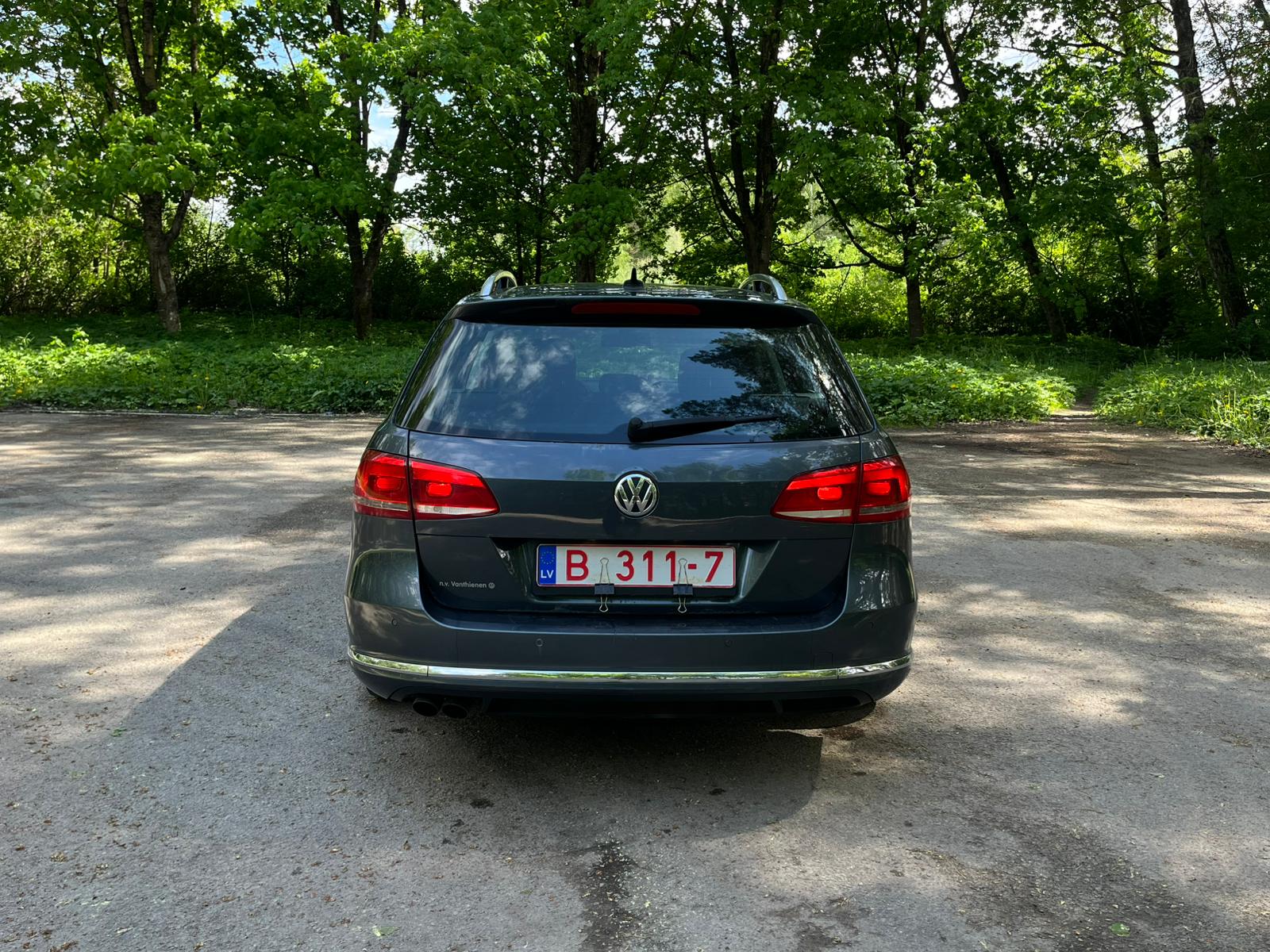 VW PASSAT