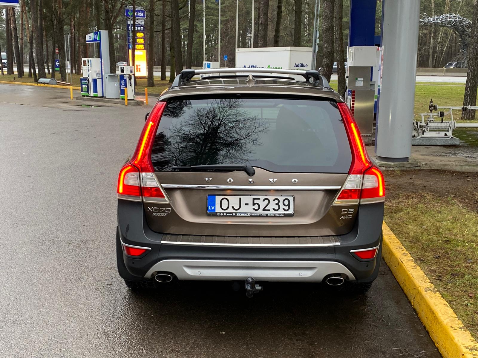 VOLVO XC70 SUMMUM