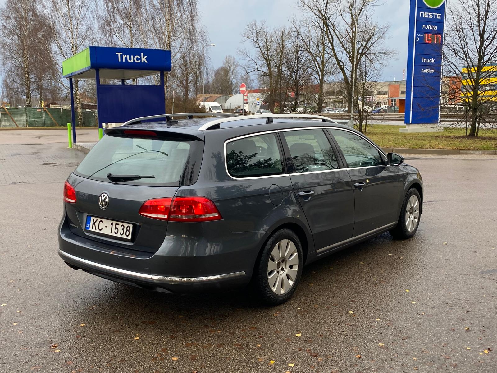 VW PASSAT