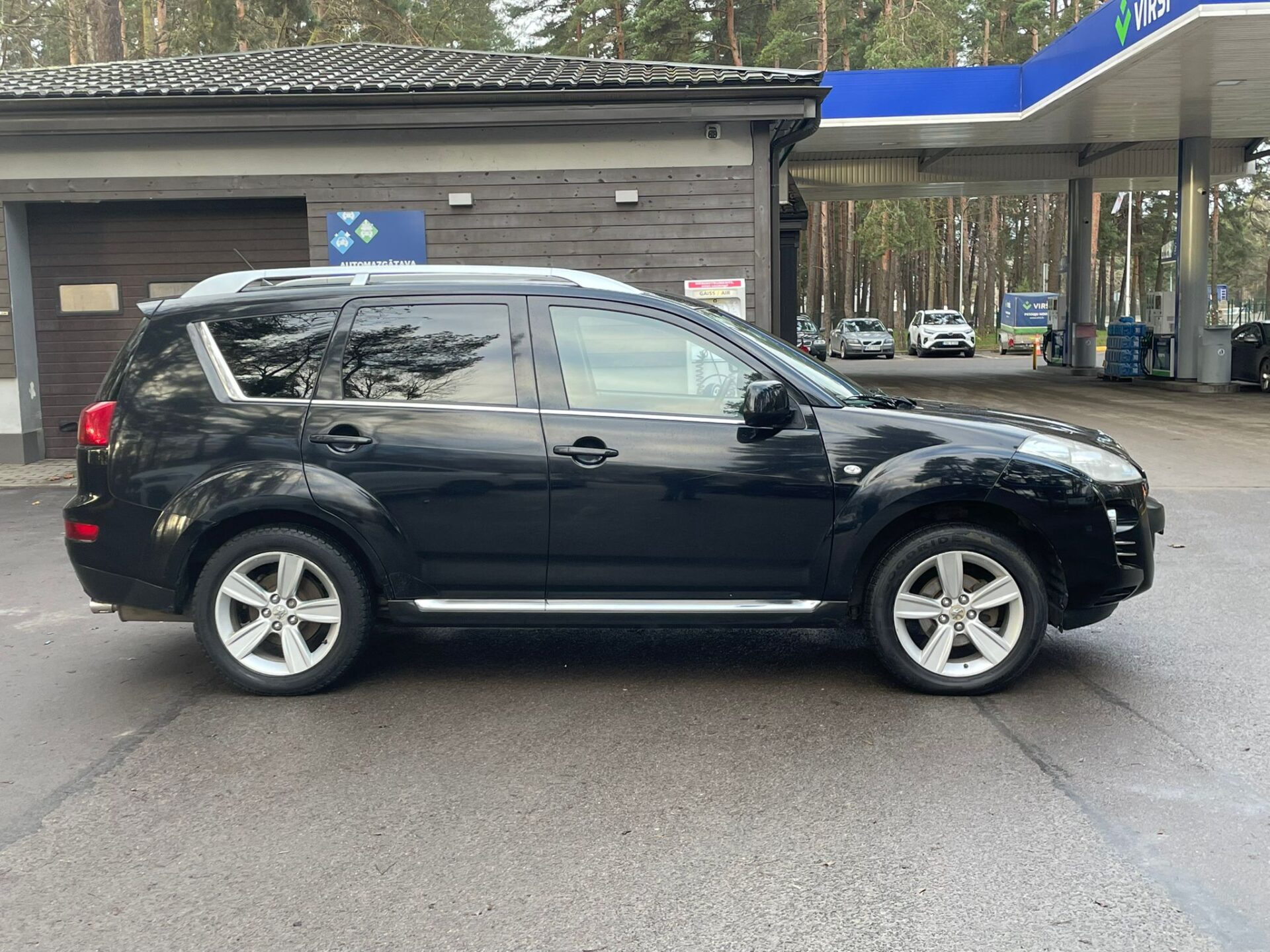 PEUGEOT 4007 7-VIETAS