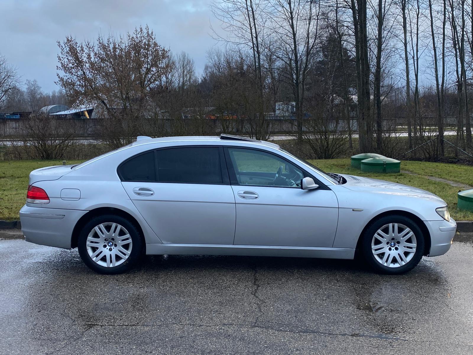 BMW 730 Long Versija