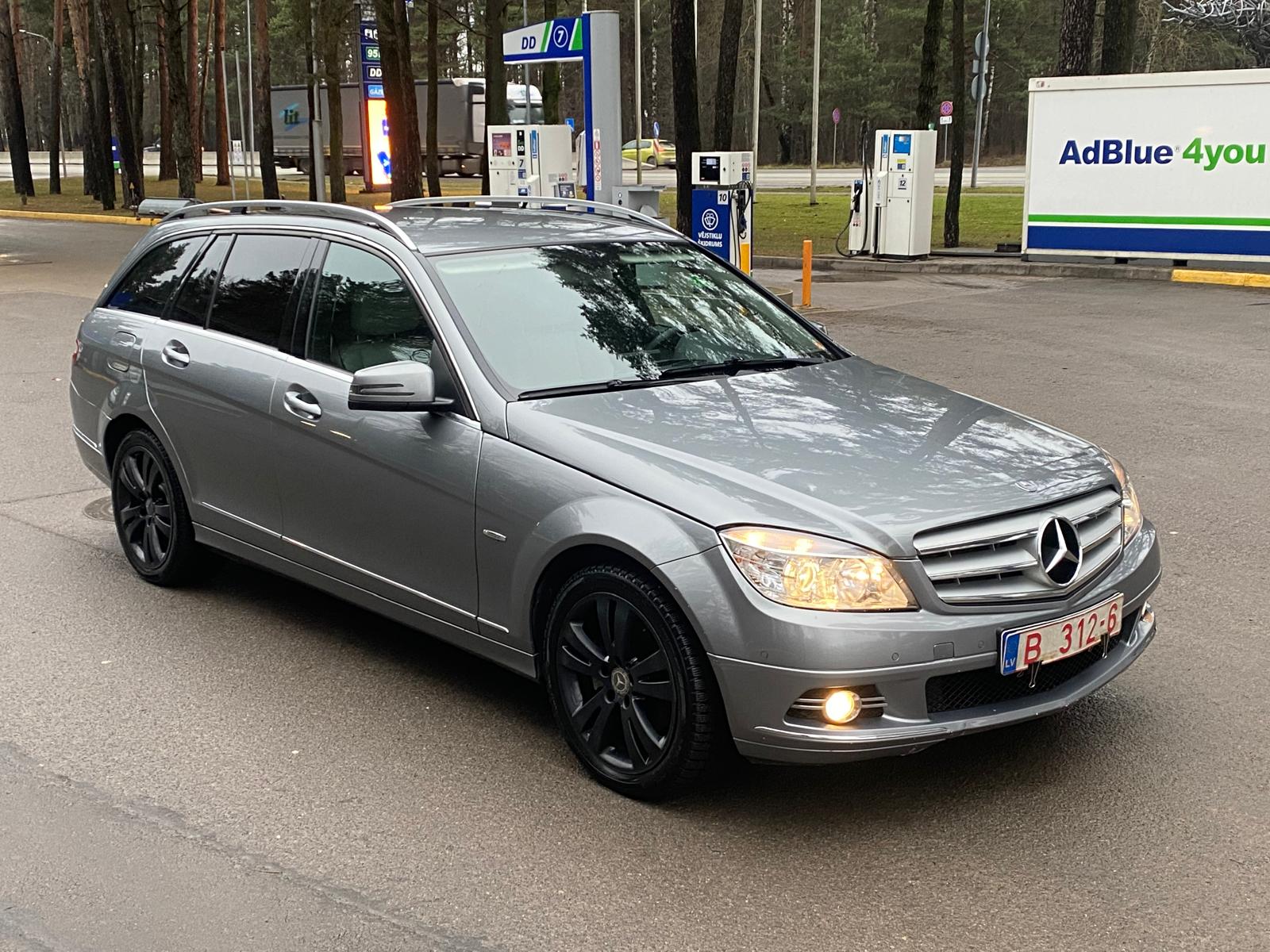 Mercedes Benz C220