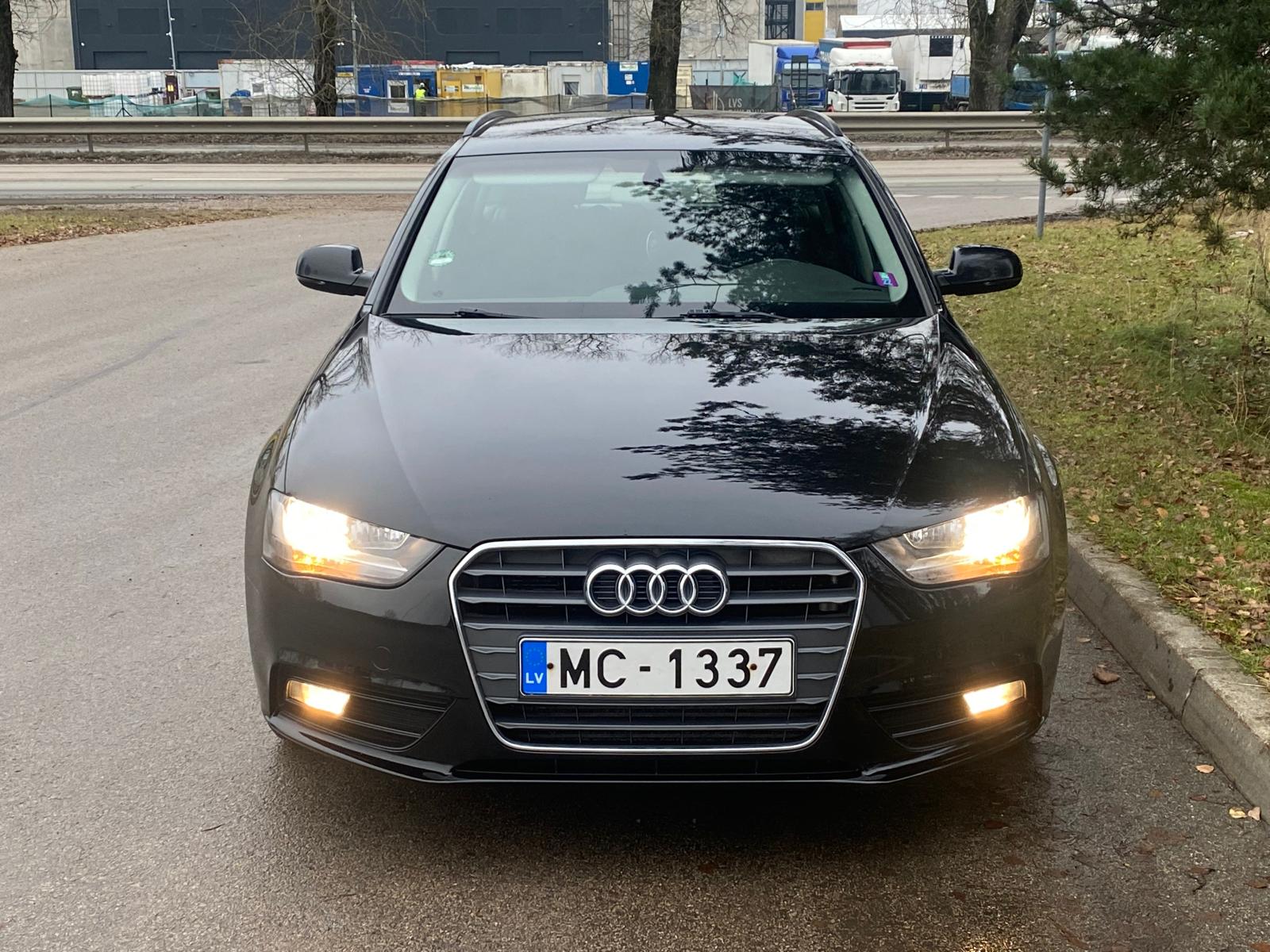 AUDI A4