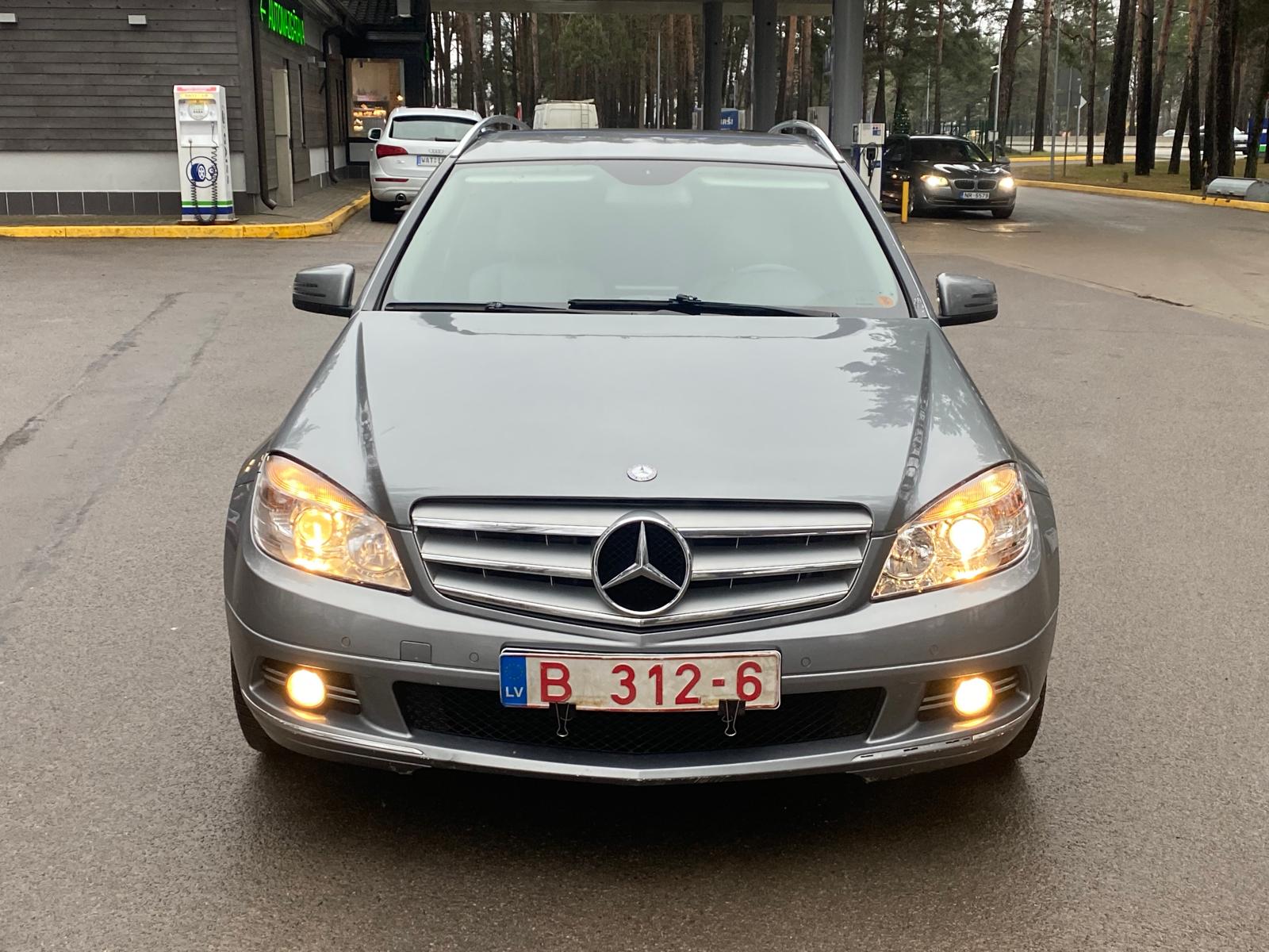 Mercedes Benz C220