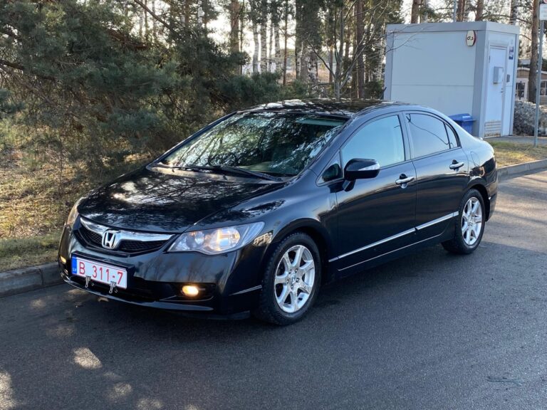 HONDA CIVIC 4DR HYBRID