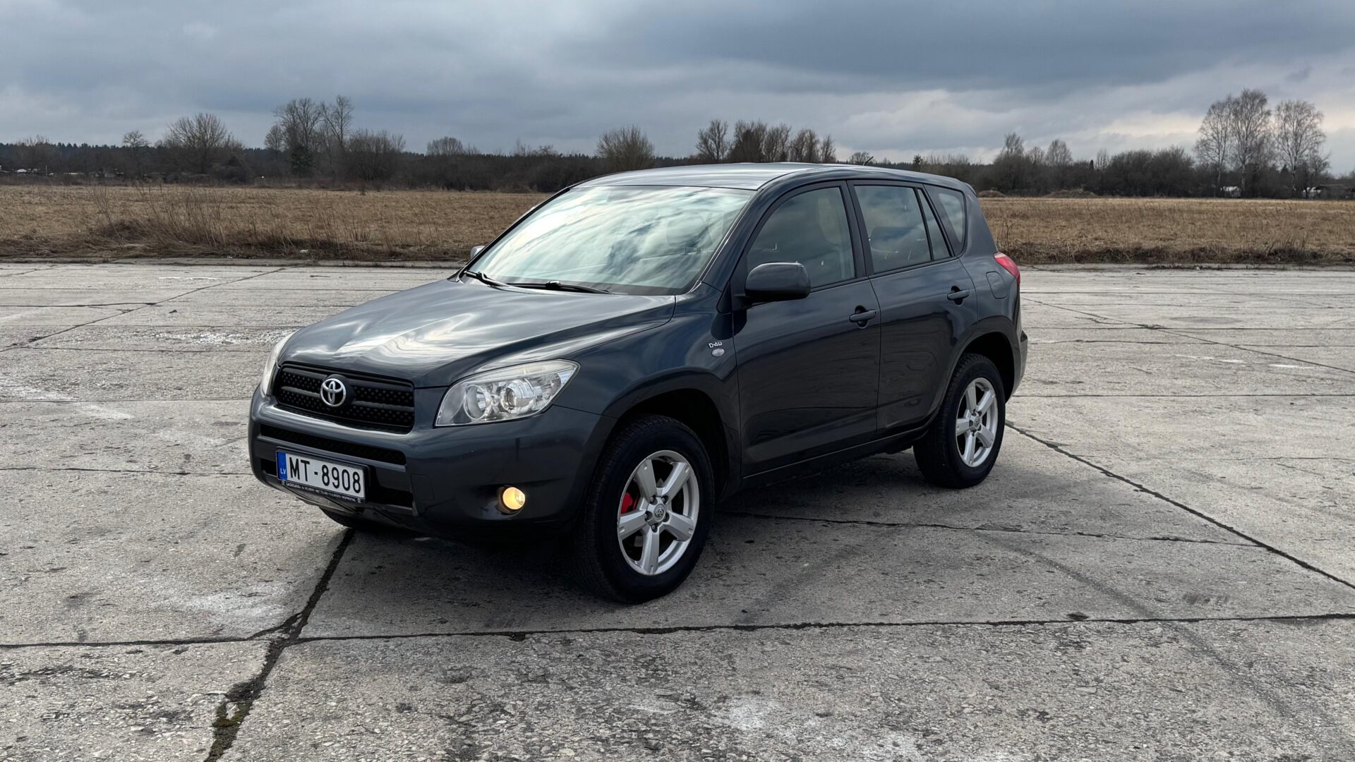 TOYOTA RAV4