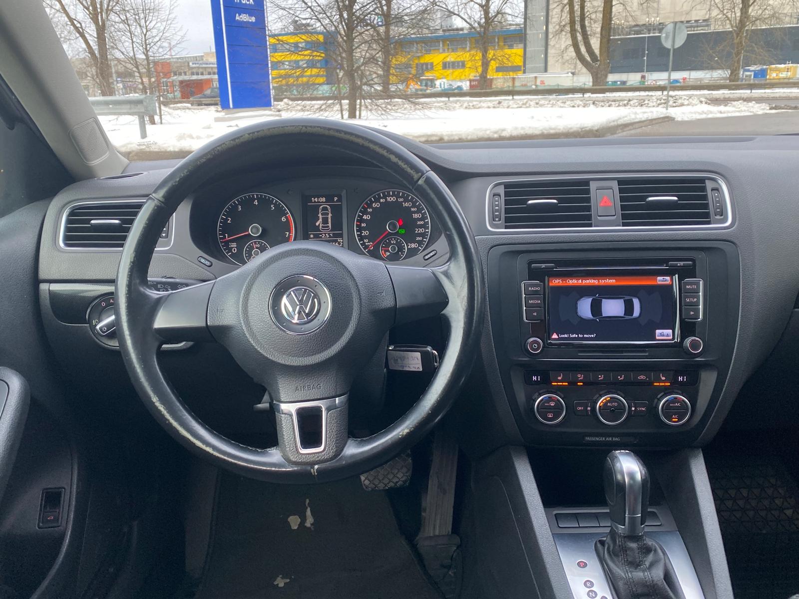 VW JETTA