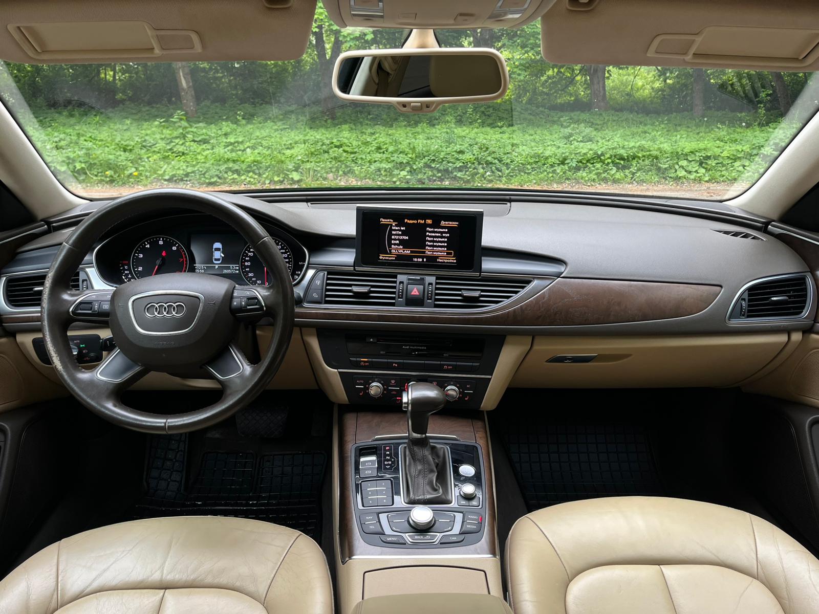 AUDI A6
