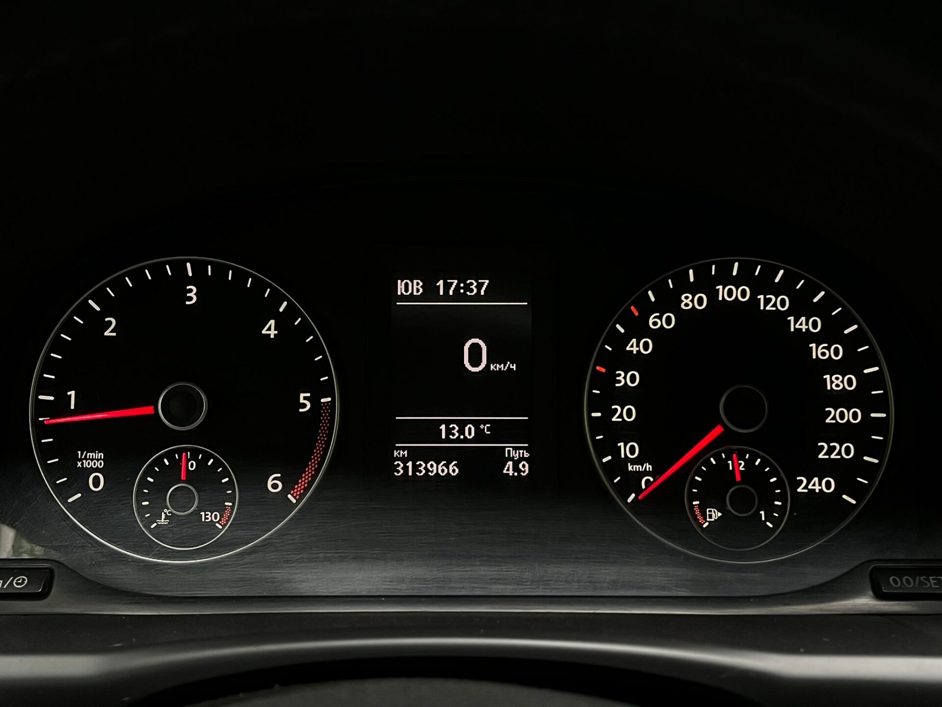 VW TOURAN BLUEMOTION
