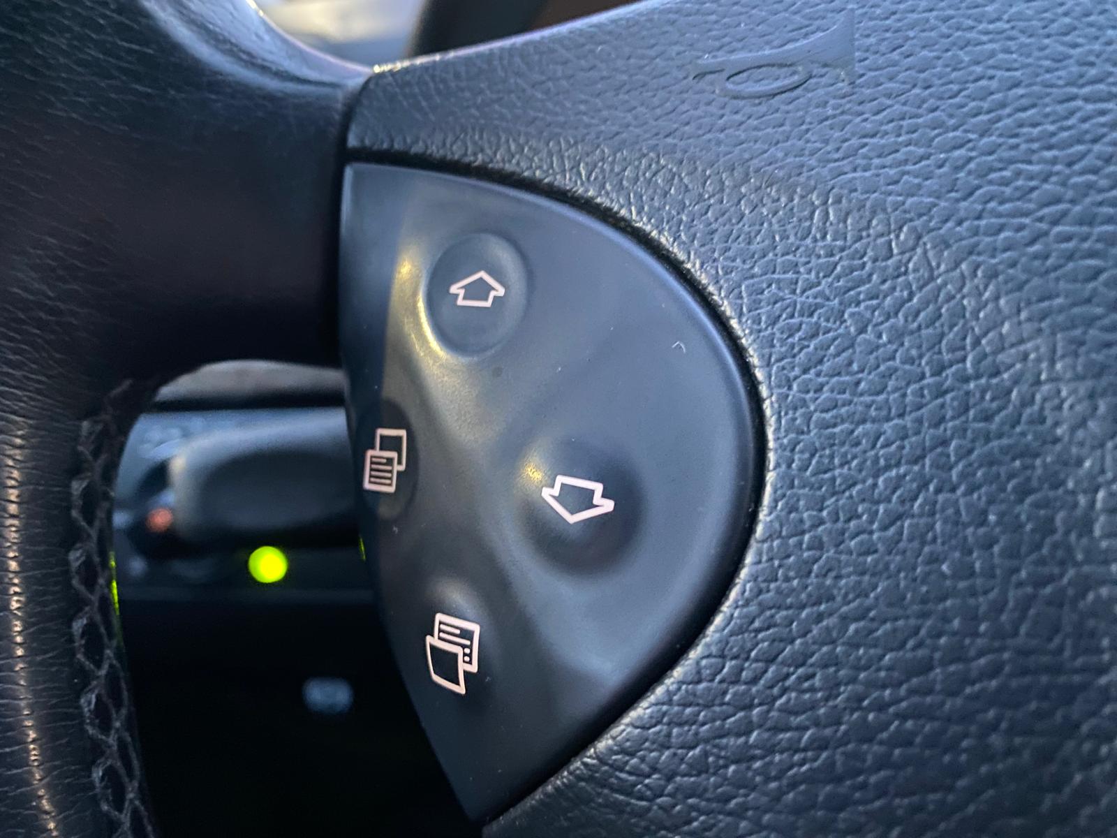 Mercedes Benz E240 avantgarde