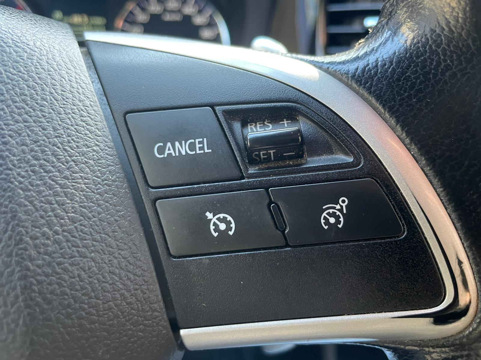 MITSUBISHI OUTLANDER 4WD