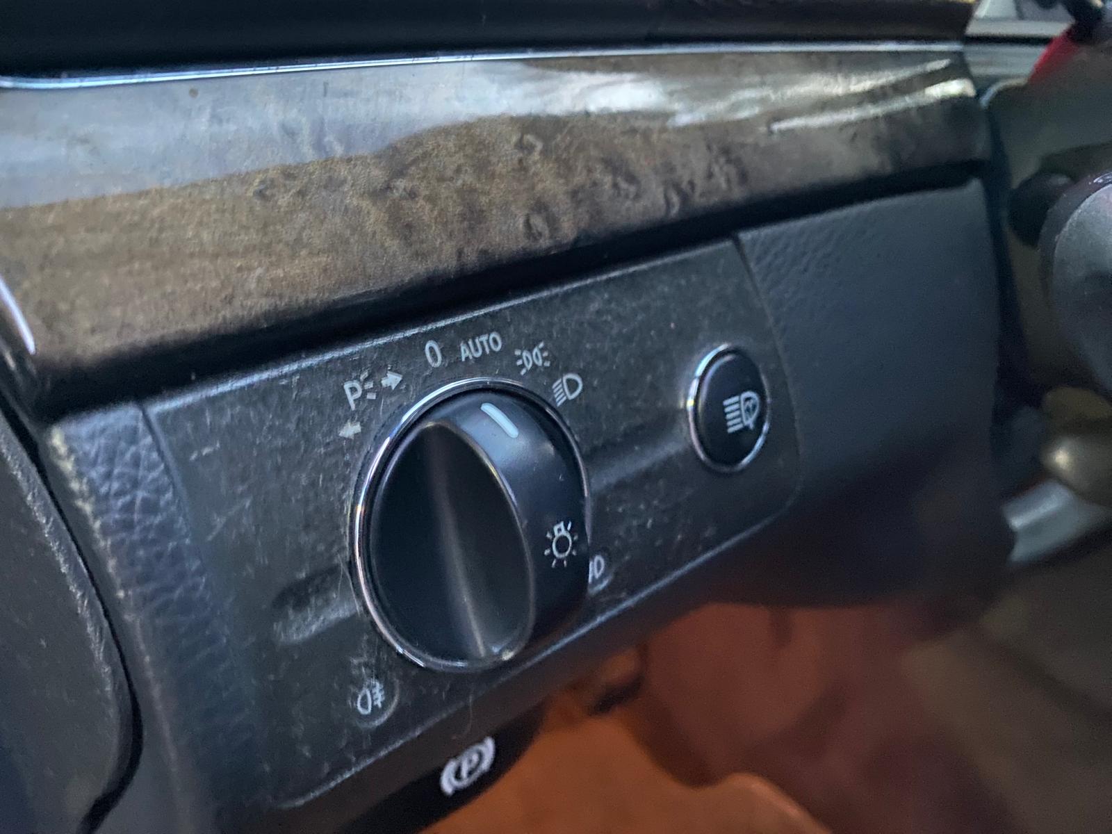 Mercedes Benz E240 avantgarde