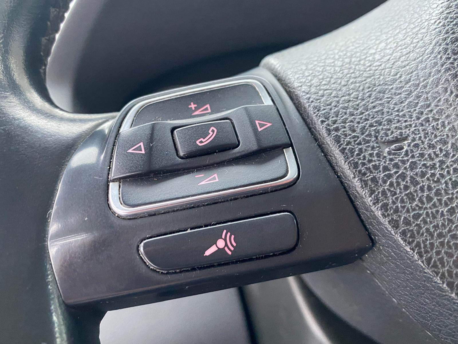 VW TOURAN BLUEMOTION