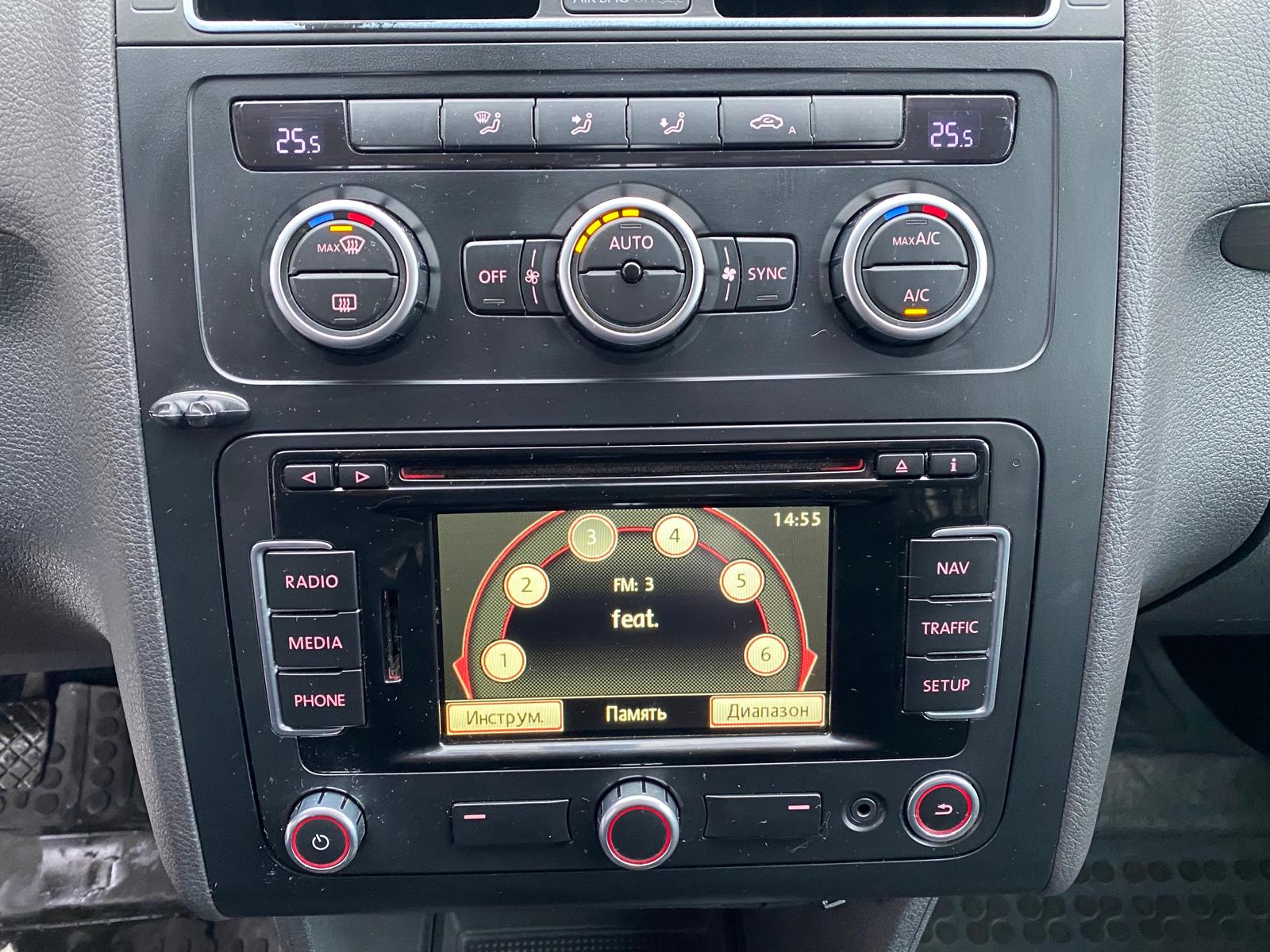 VW TOURAN BLUEMOTION