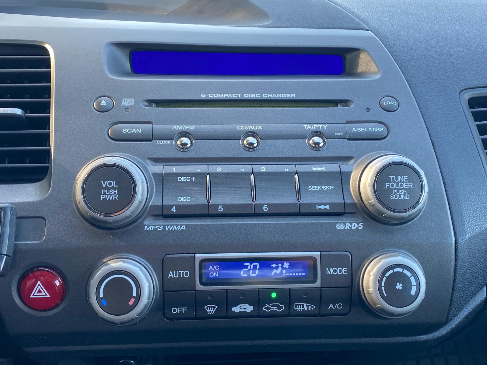 HONDA CIVIC 4DR HYBRID