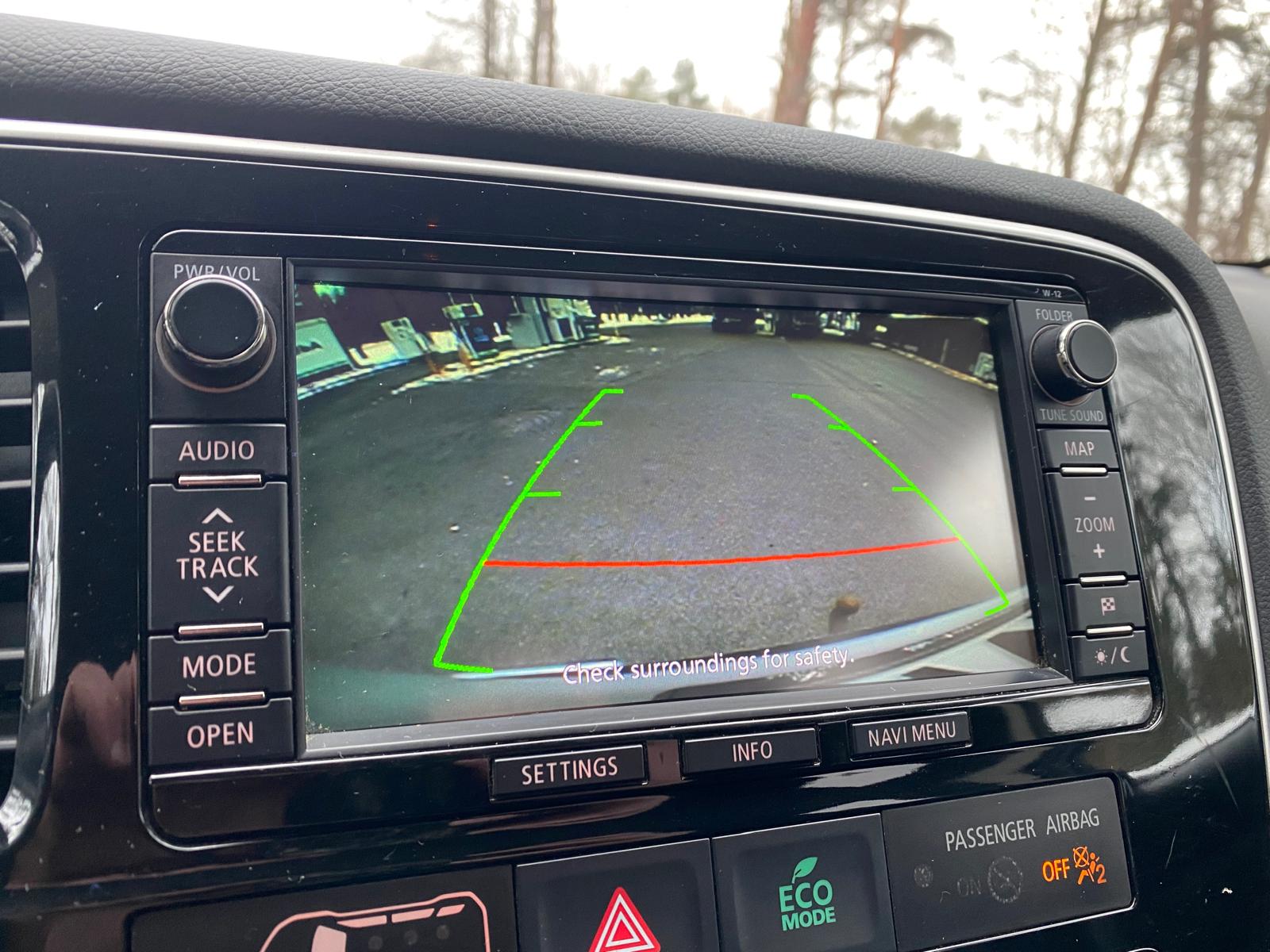 MITSUBISHI OUTLANDER 4WD