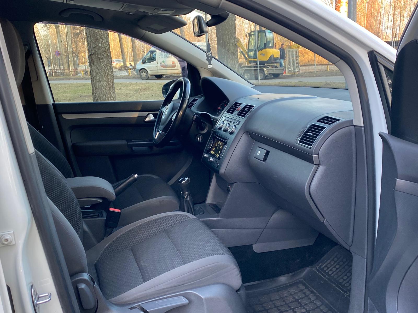 VW TOURAN BLUEMOTION