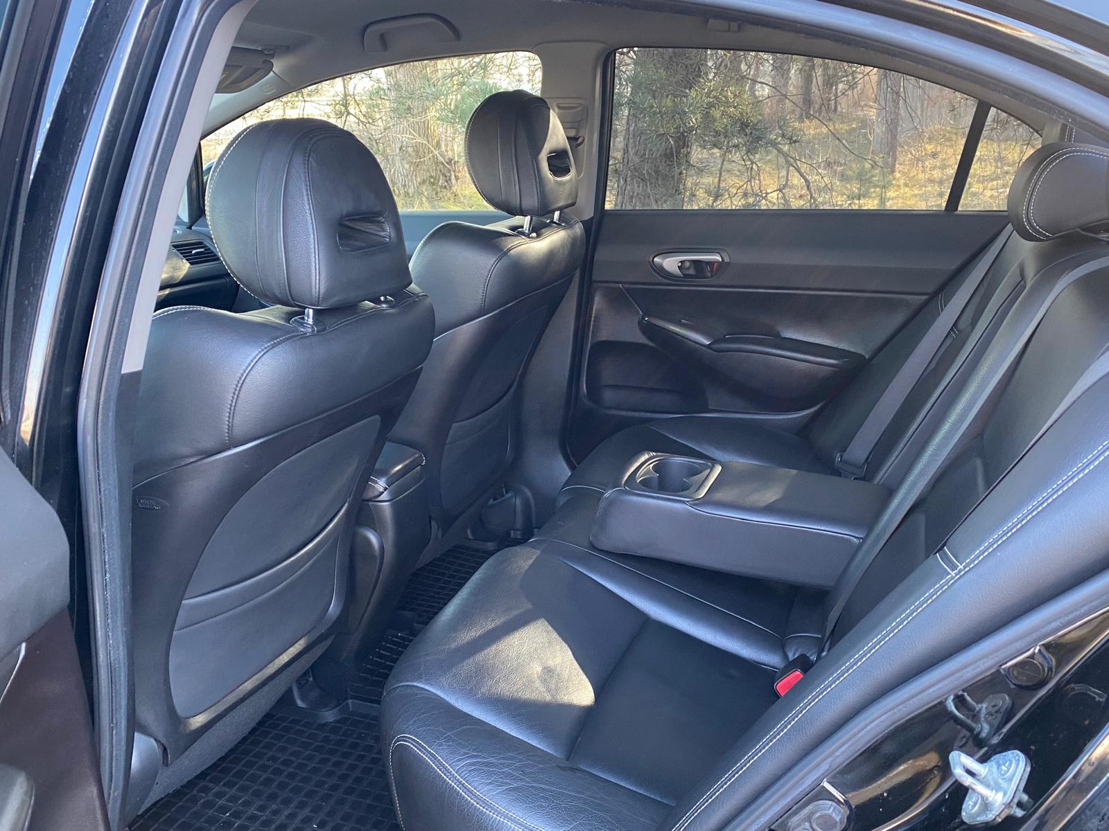 HONDA CIVIC 4DR HYBRID