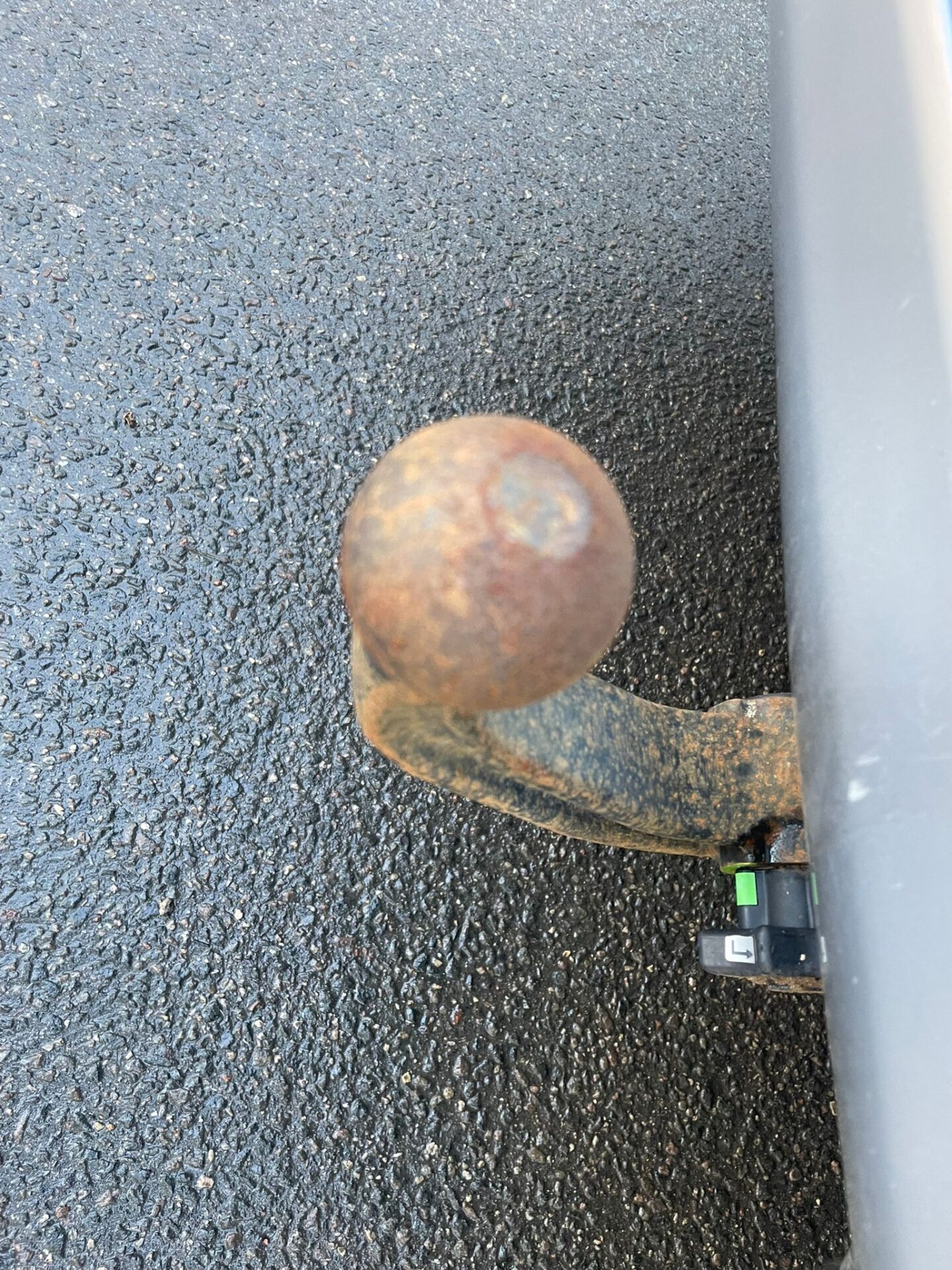 MITSUBISHI OUTLANDER 4WD