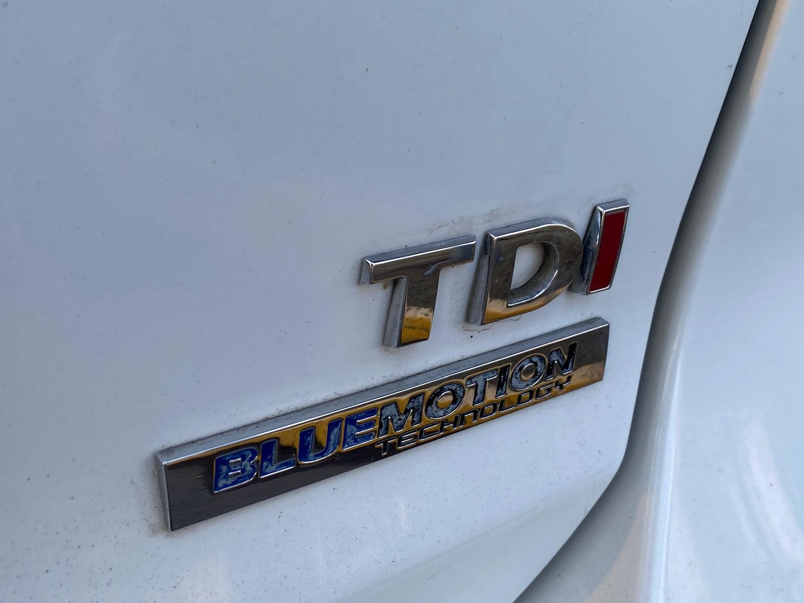 VW TOURAN BLUEMOTION