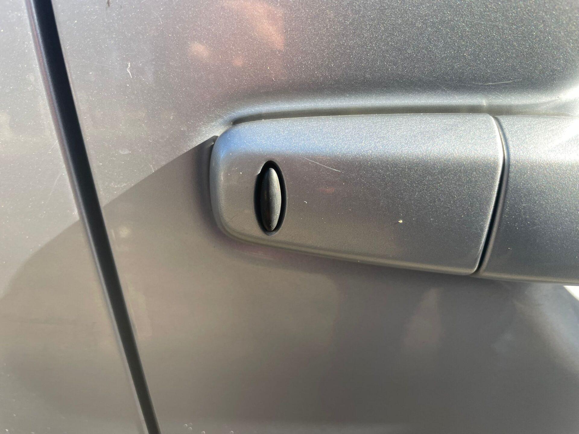 MITSUBISHI OUTLANDER 4WD