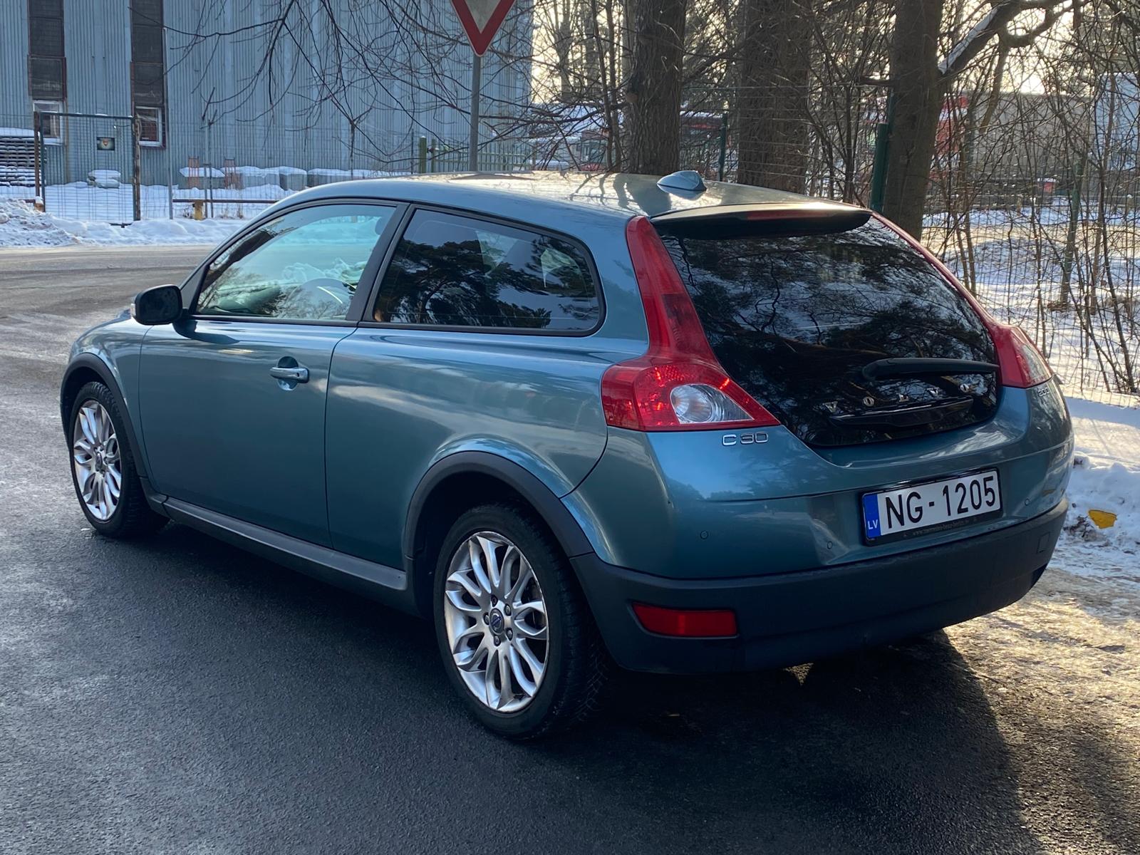VOLVO C30
