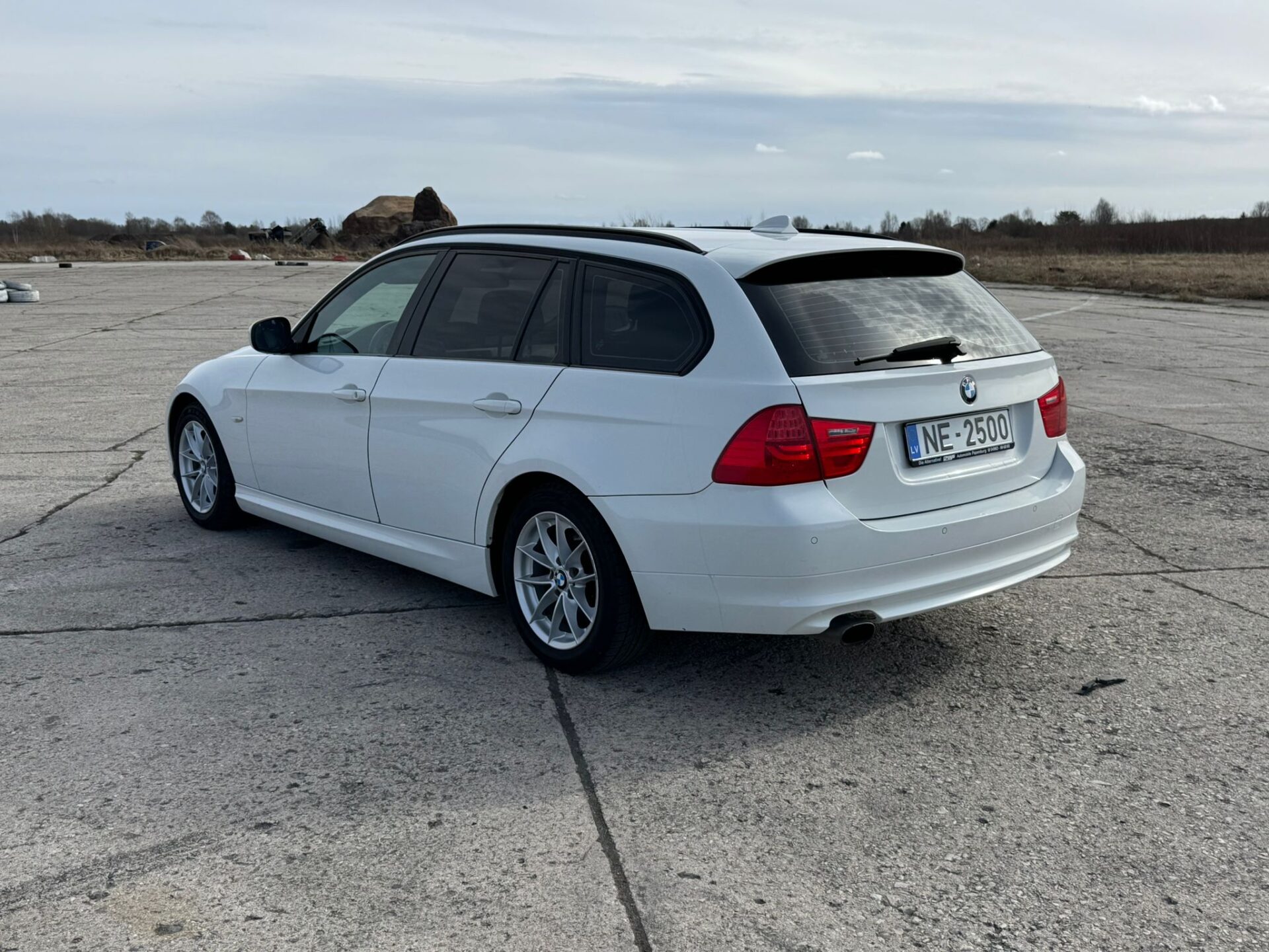 BMW 320 (E91)