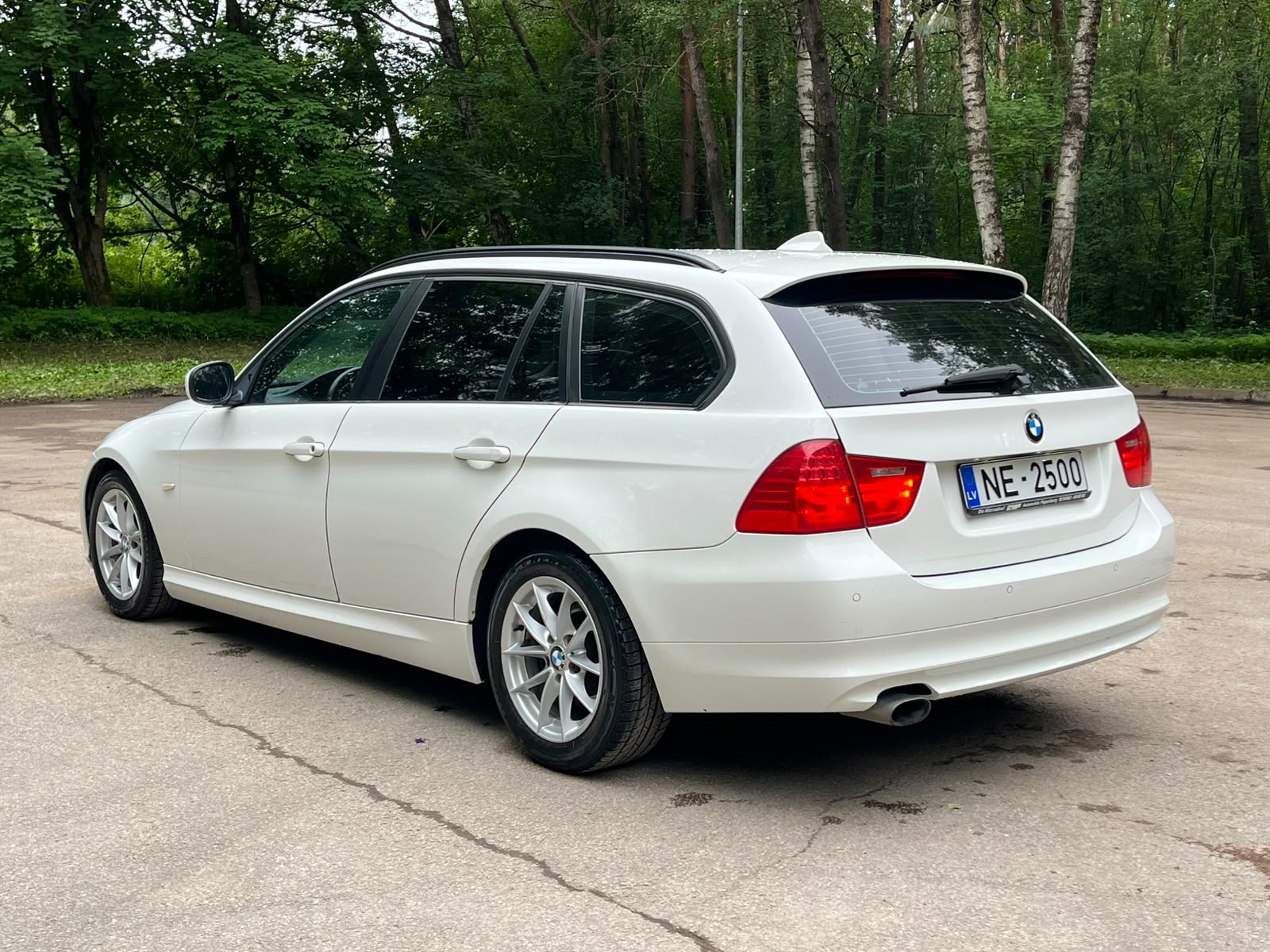 BMW 320 (E91)