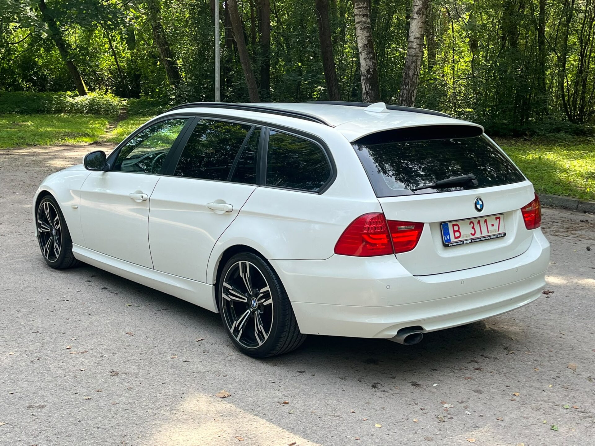 BMW 320 (E91)