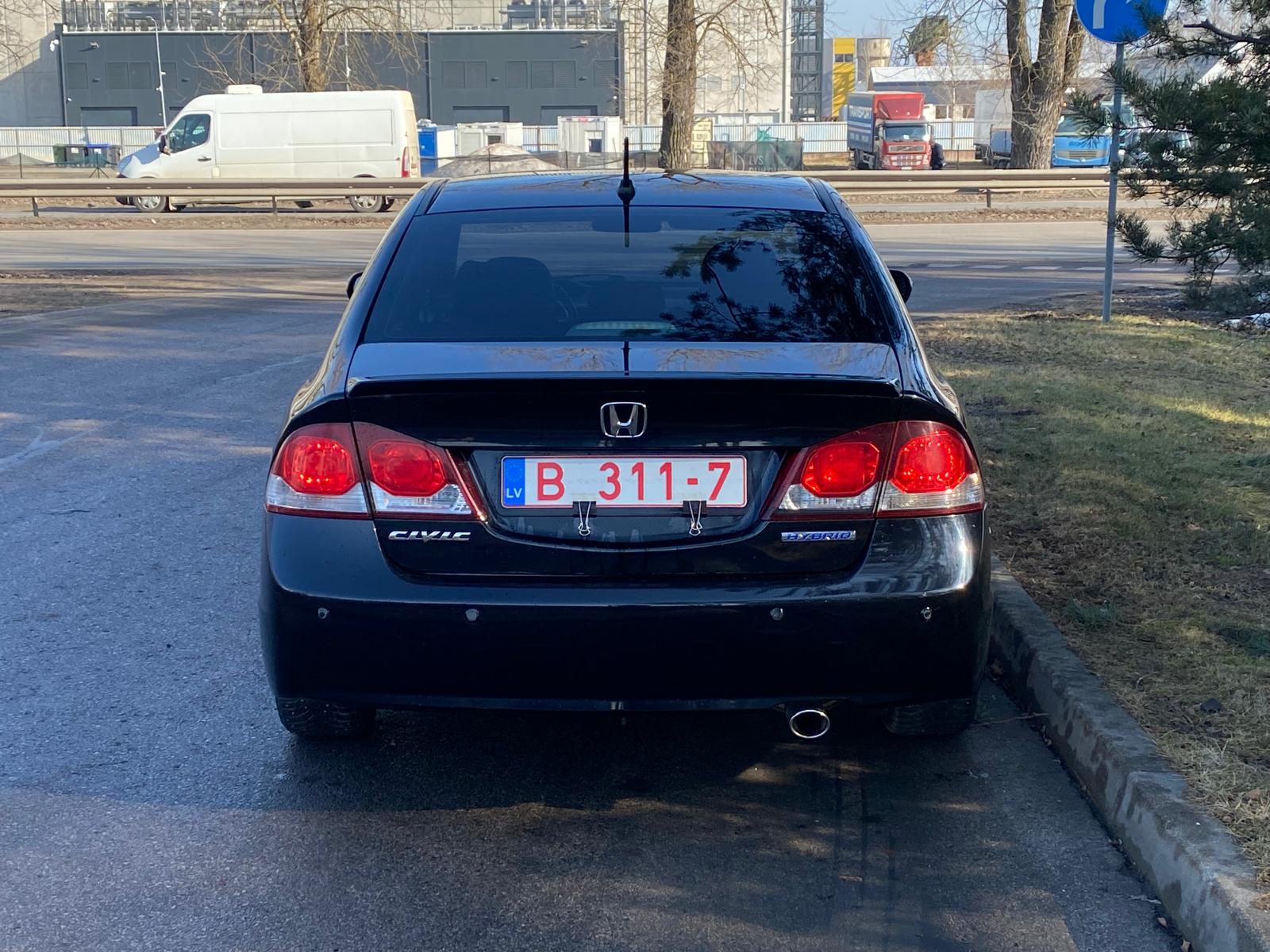 HONDA CIVIC 4DR HYBRID