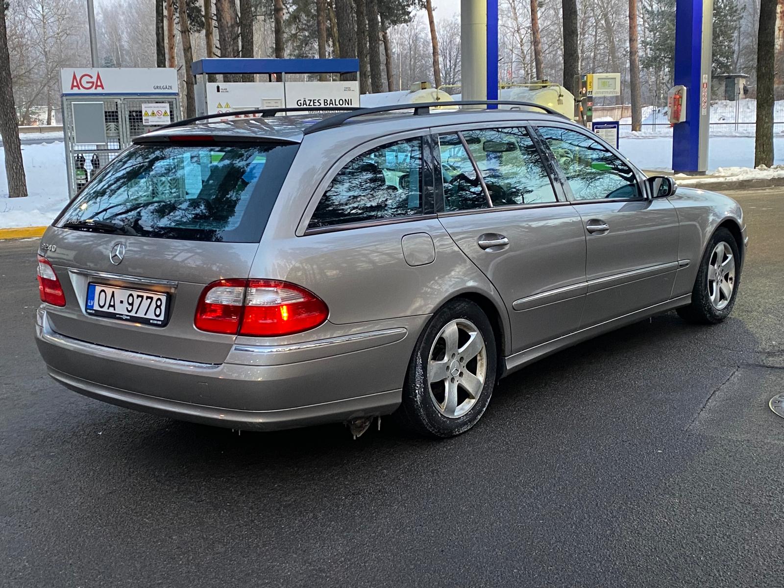 Mercedes Benz E240 avantgarde