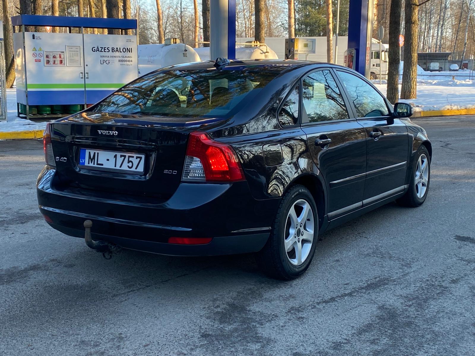 Volvo S40