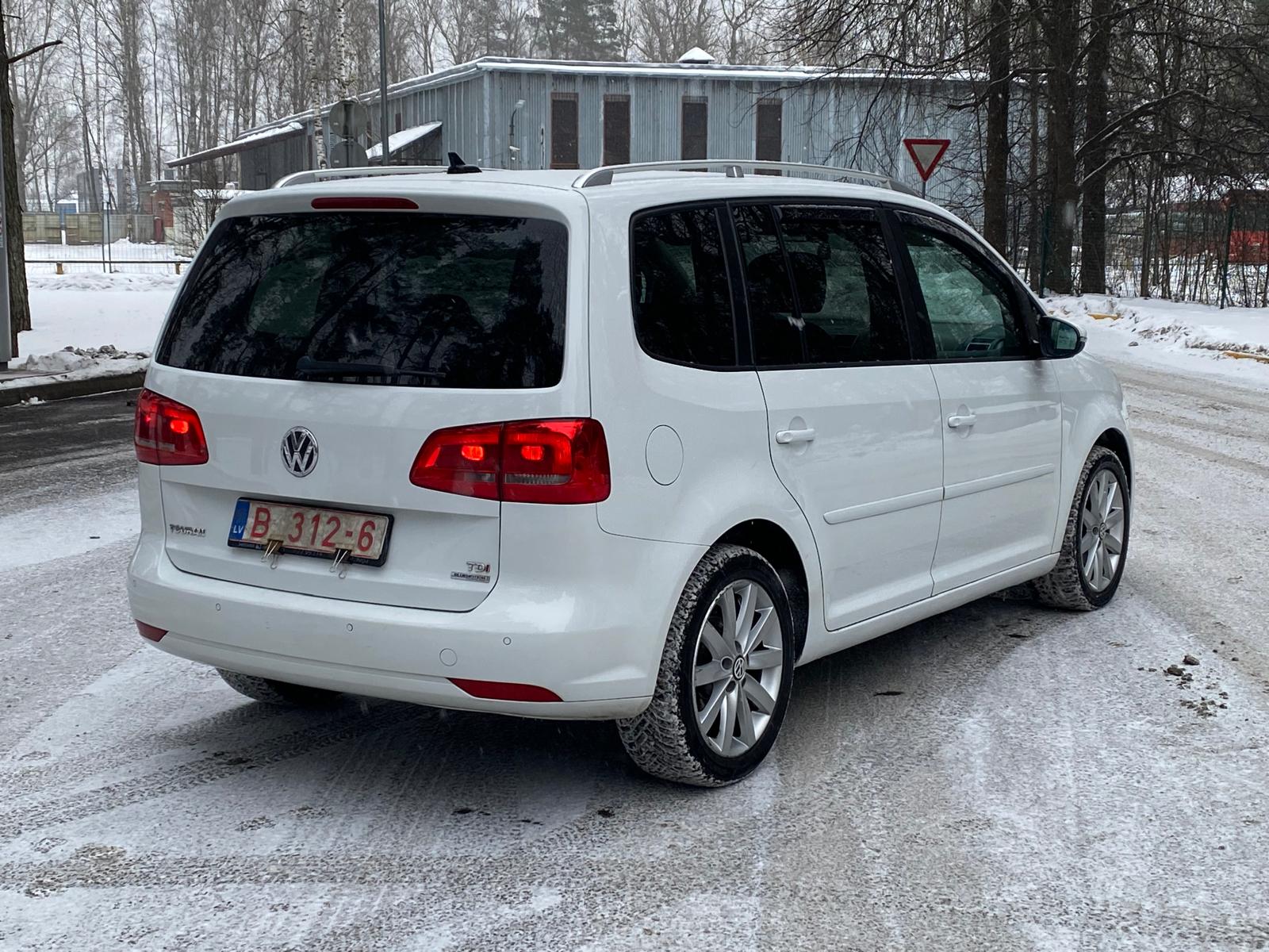 VW TOURAN BLUEMOTION