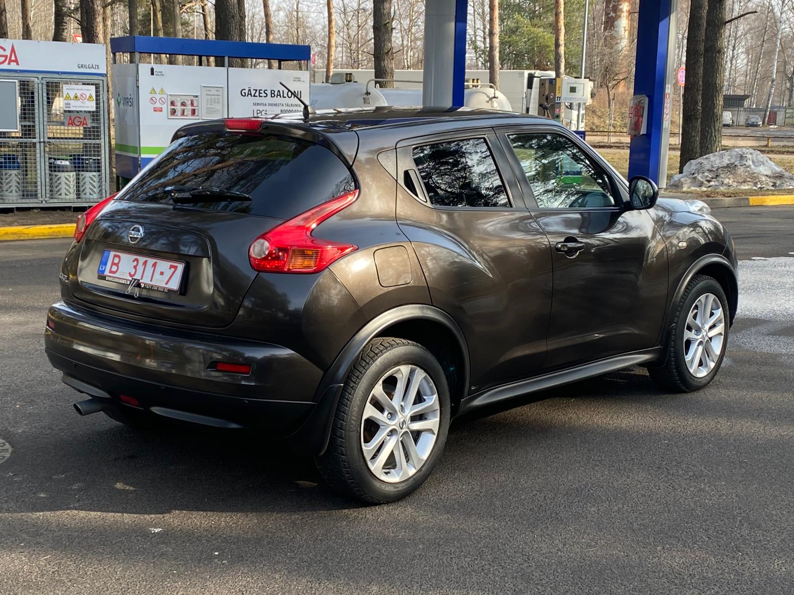 NISSAN JUKE