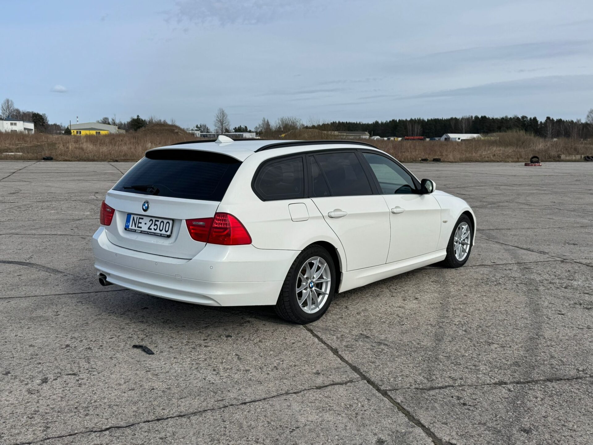 BMW 320 (E91)