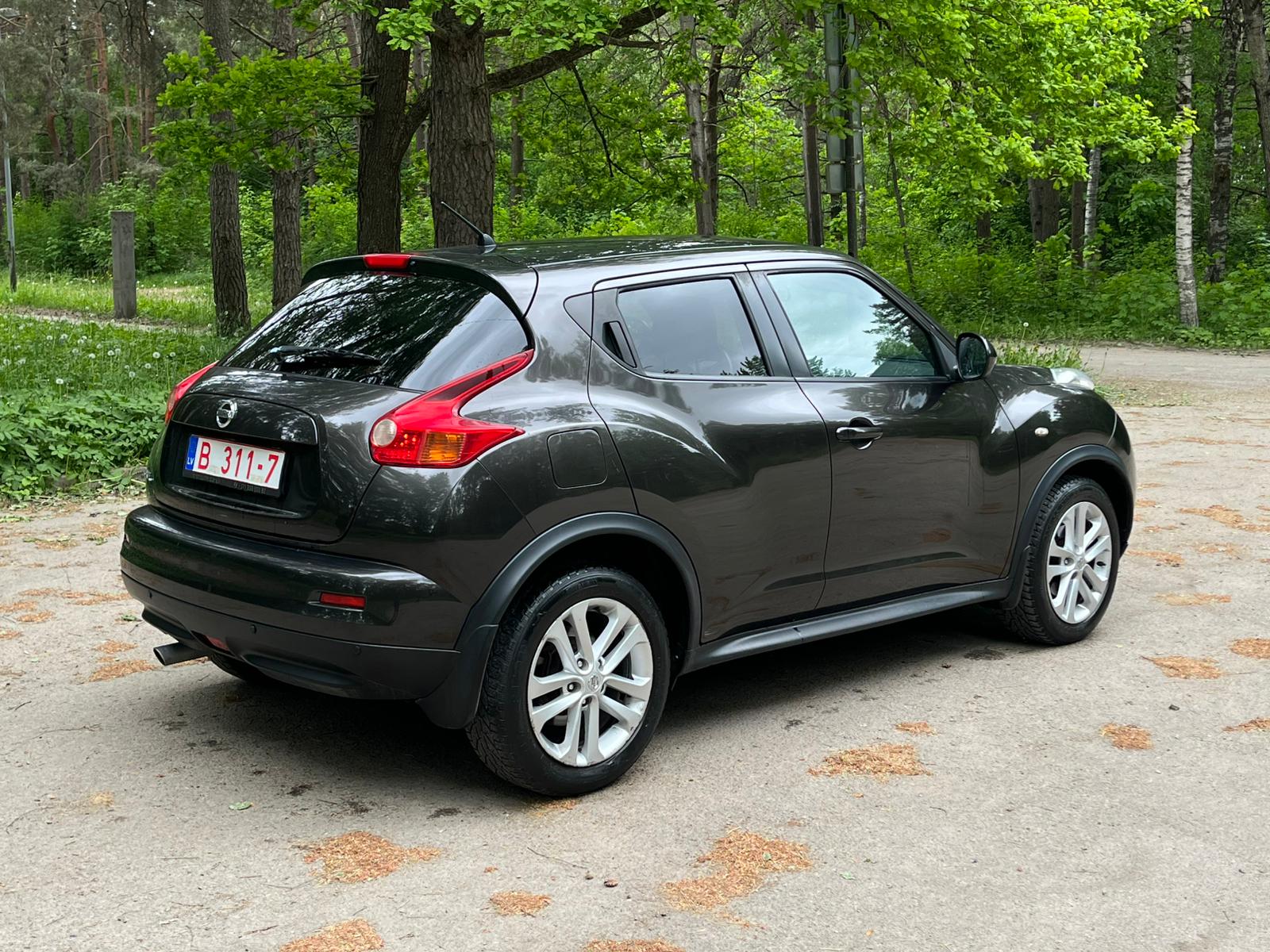 NISSAN JUKE