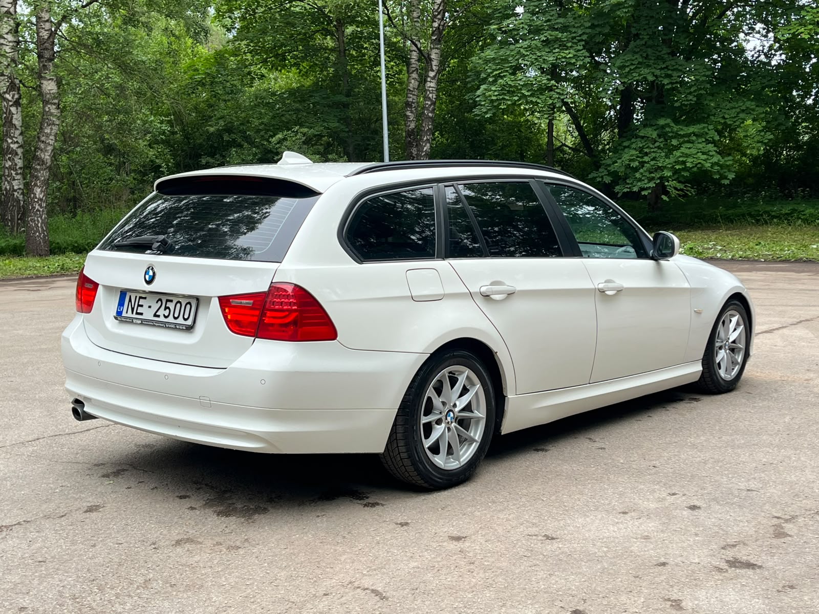 BMW 320 (E91)