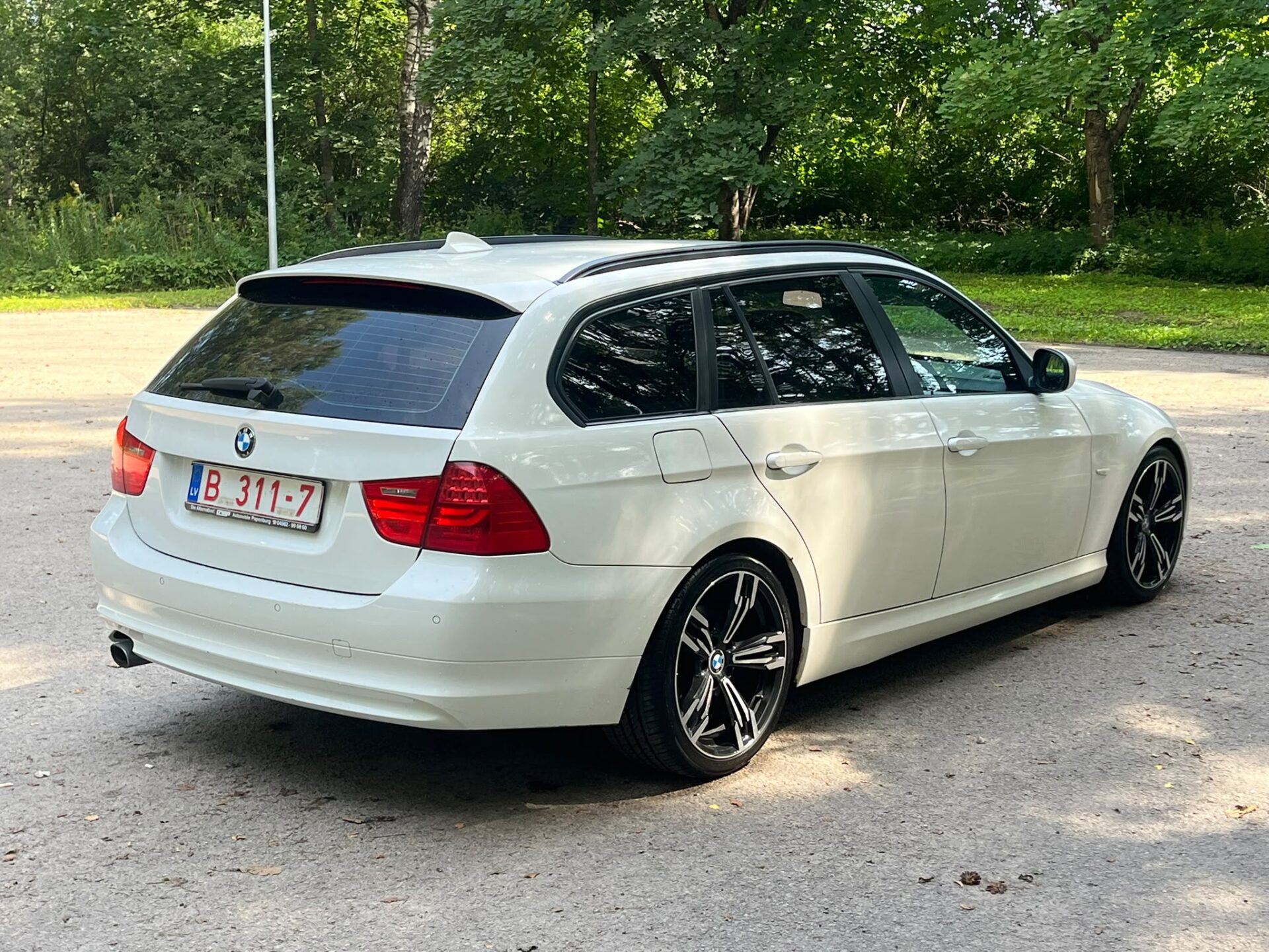 BMW 320 (E91)