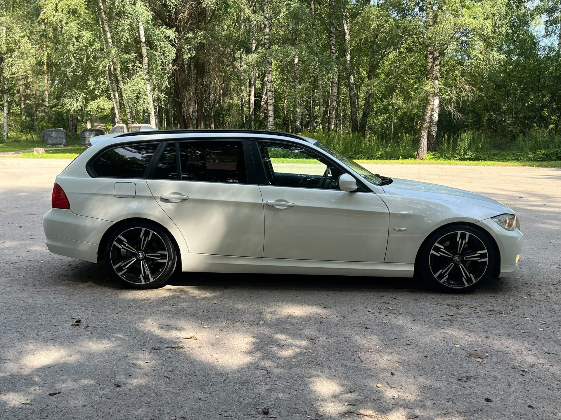 BMW 320 (E91)