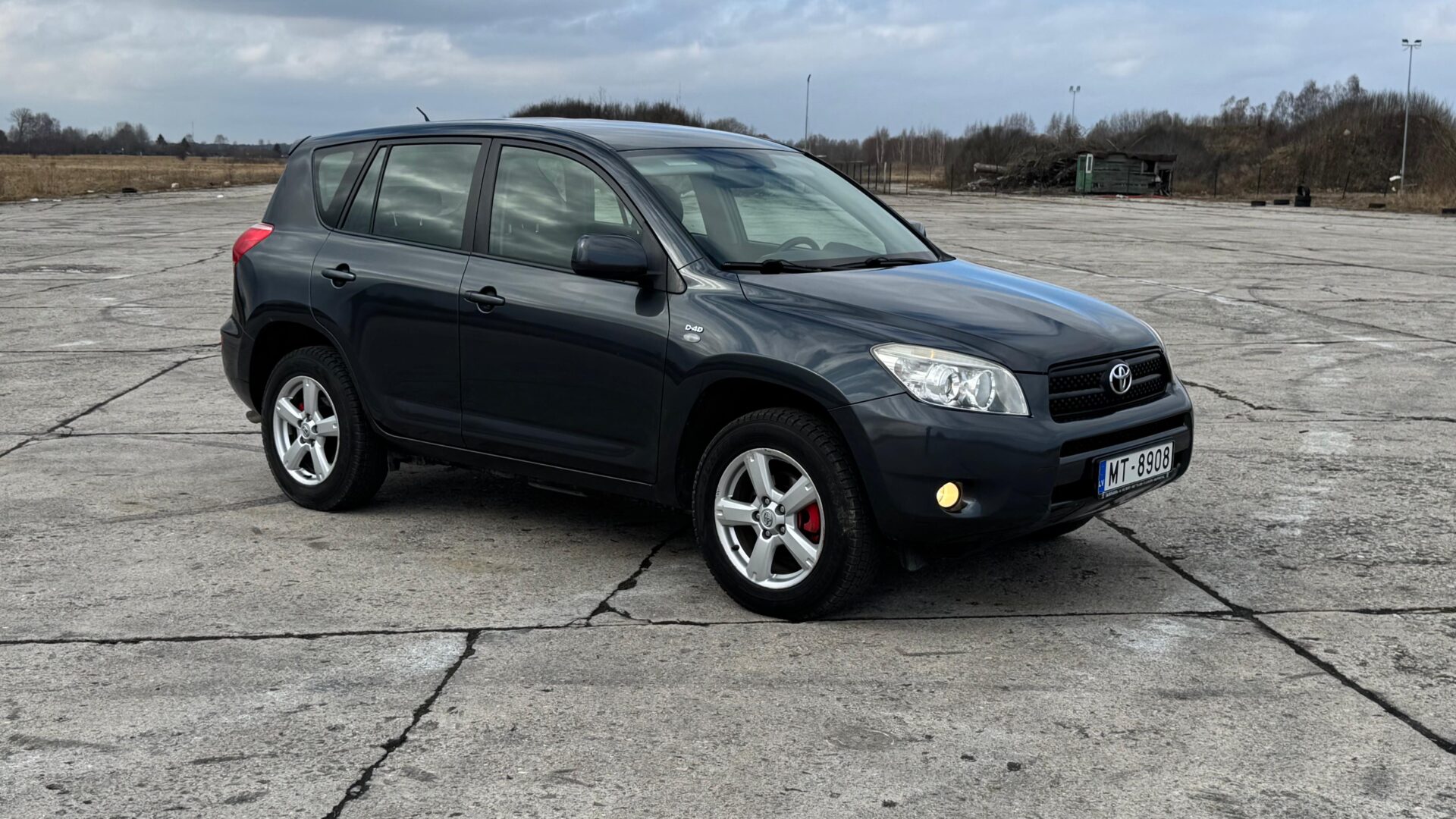 TOYOTA RAV4