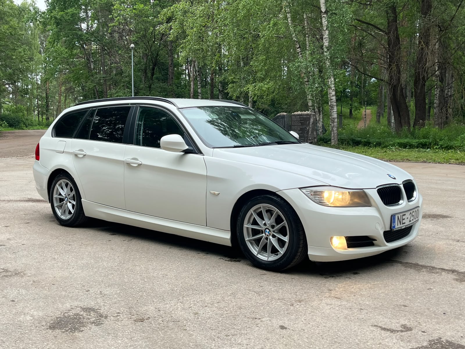 BMW 320 (E91)