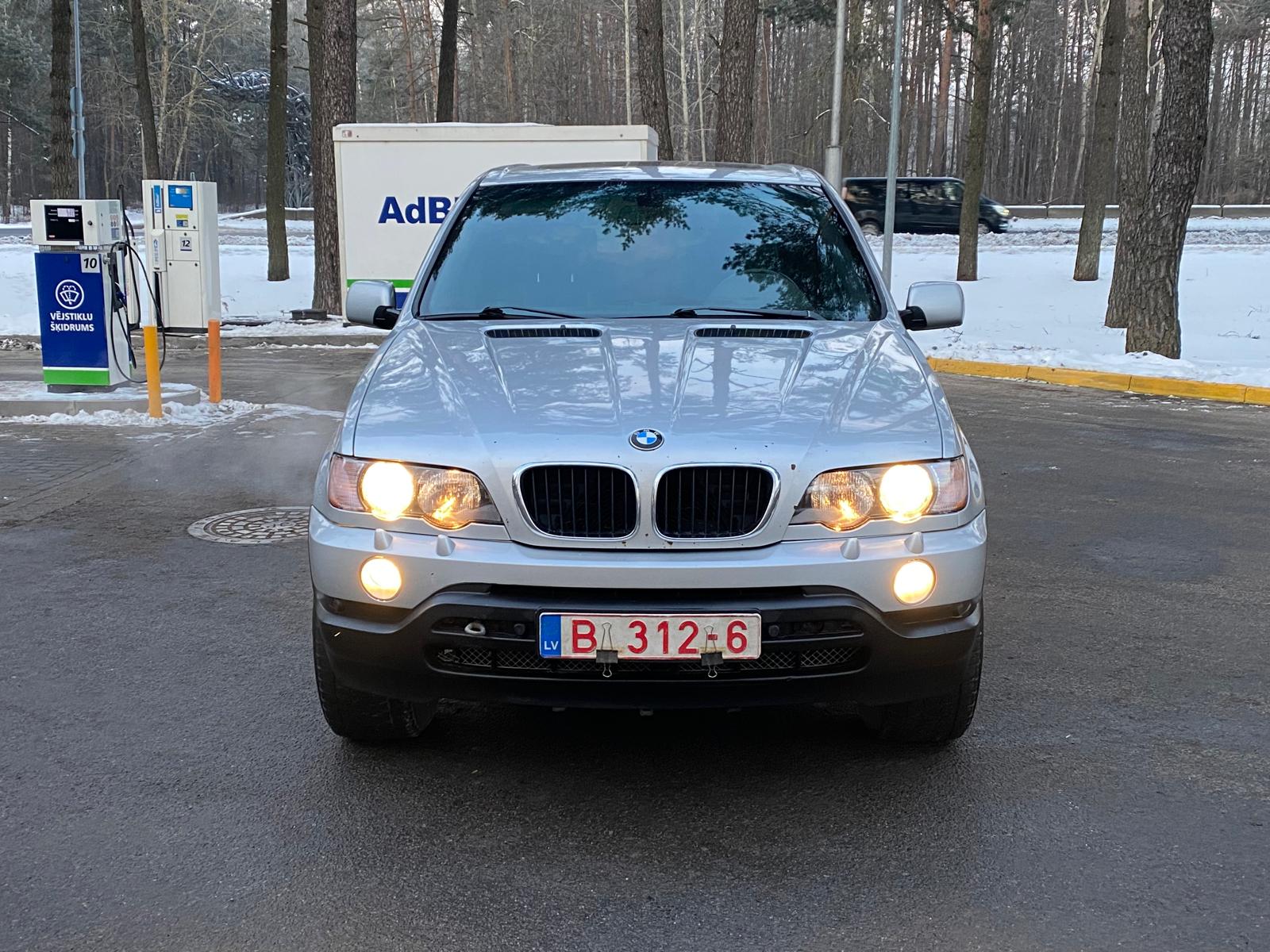BMW X5 (E53)
