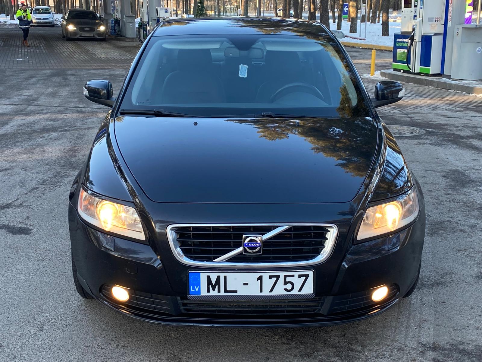 Volvo S40