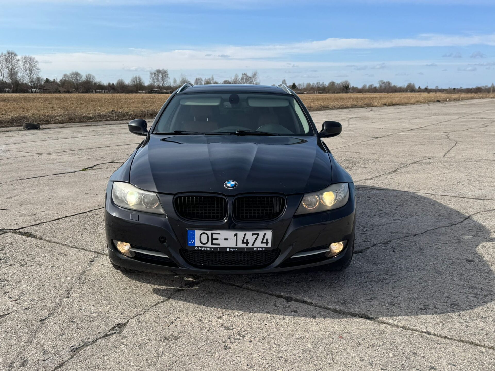 BMW 330 (E91)