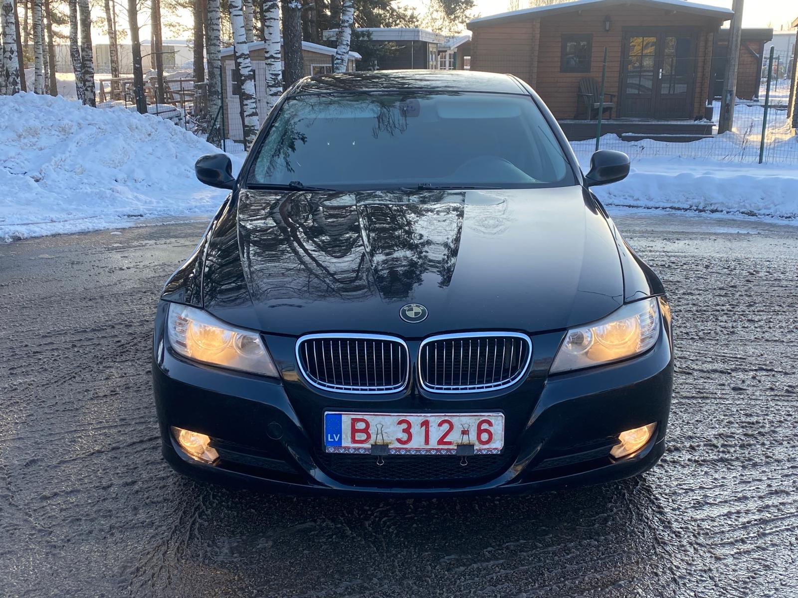 BMW 318 (E90)