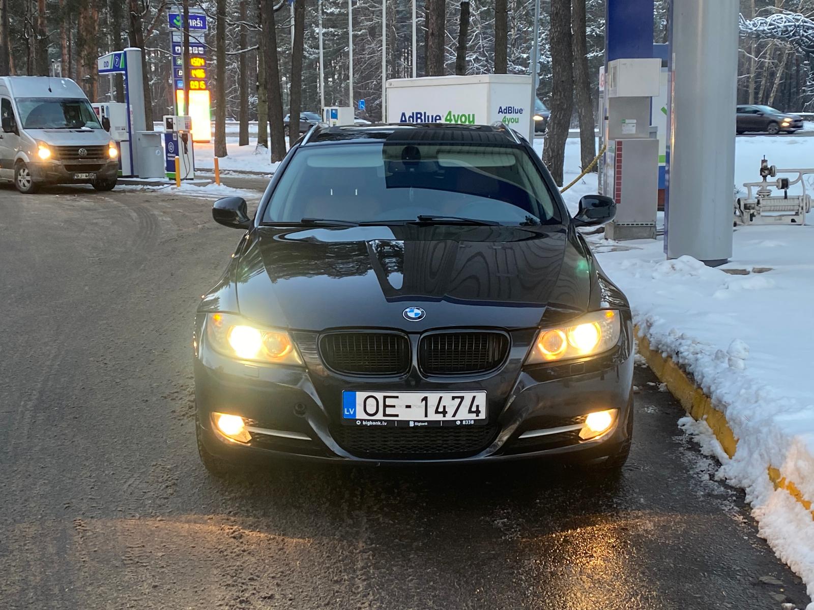 BMW 330 (E91)