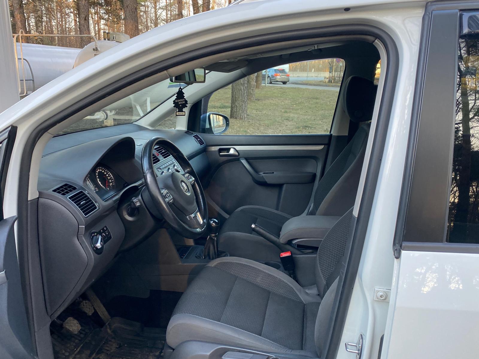 VW TOURAN BLUEMOTION