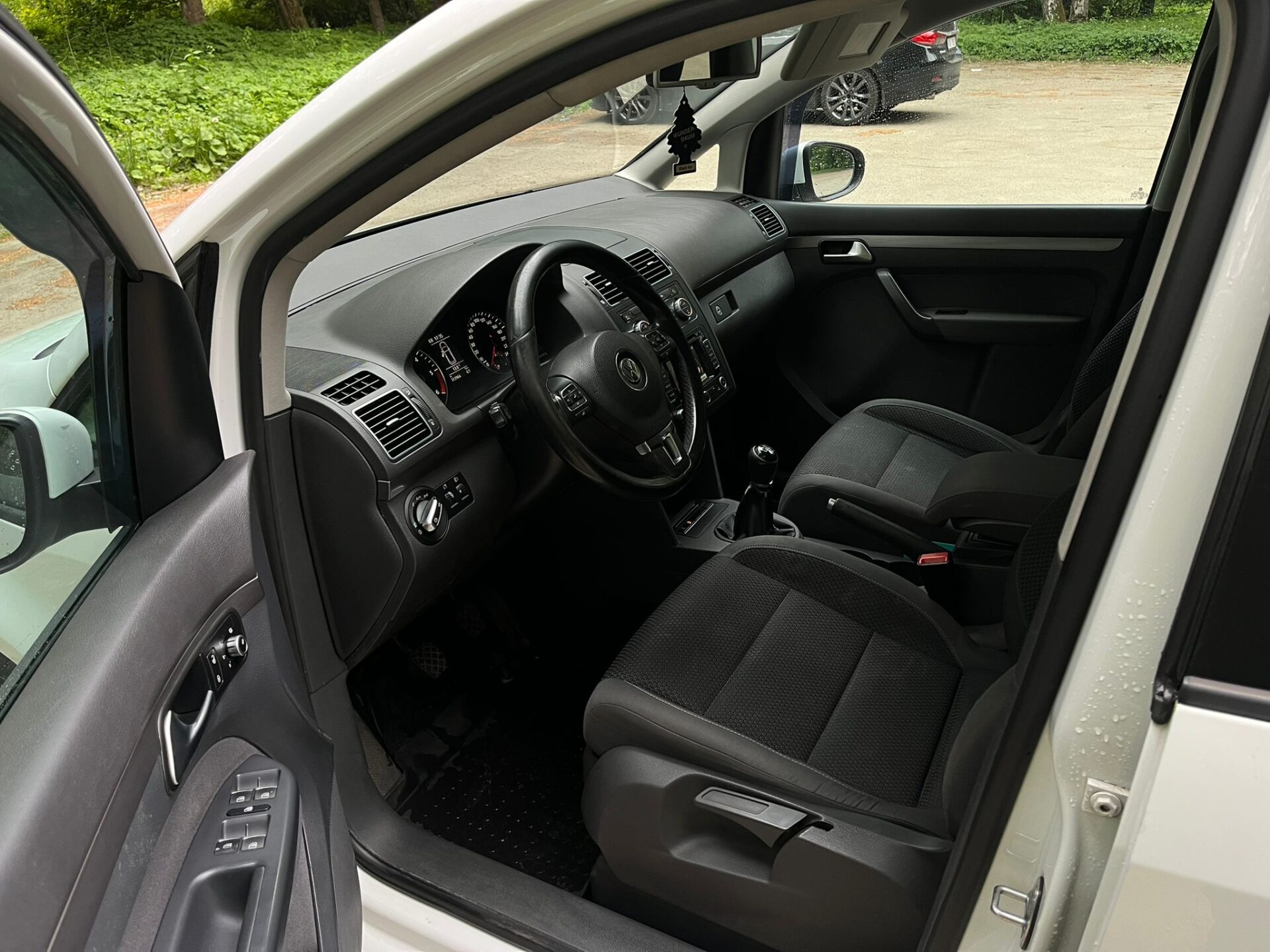 VW TOURAN BLUEMOTION
