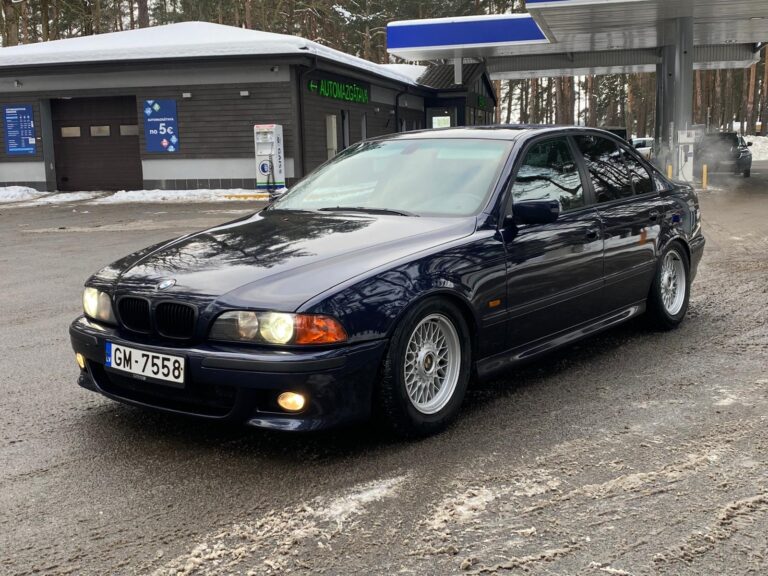 BMW 528 (E39) M-PACK