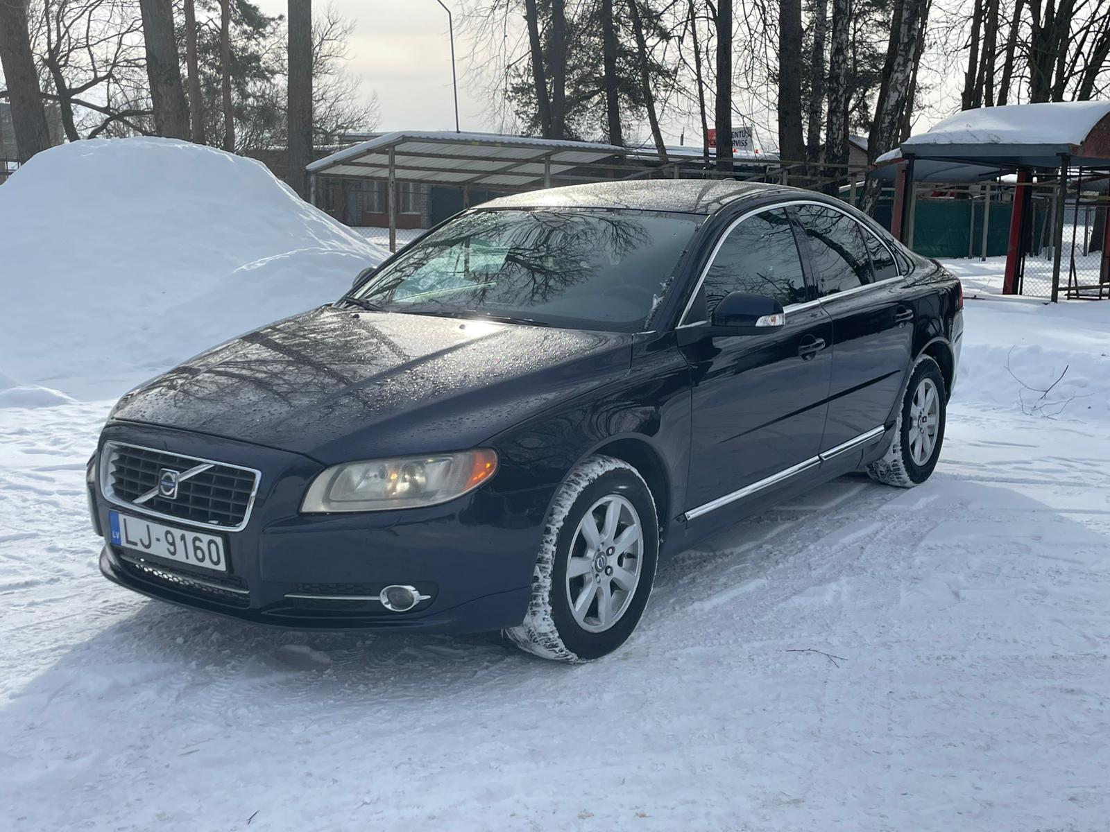 VOLVO S80